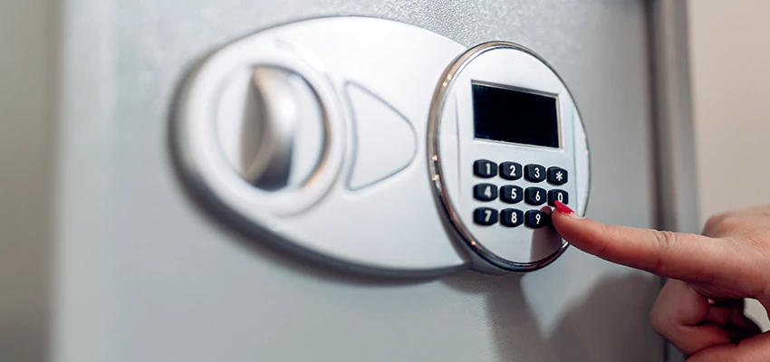 Jewelry Safe Cracking in New Lenox, Illinois