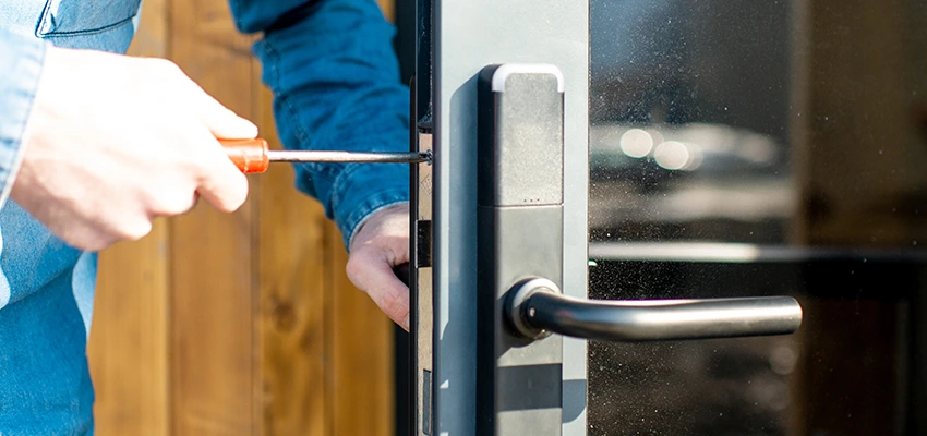 Aluminium Door Lock Replacement in New Lenox, Illinois